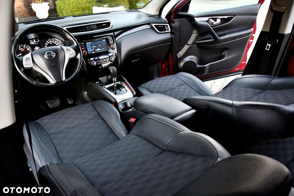 Nissan Qashqai 1.2 DIG-T Tekna Xtronic - 27