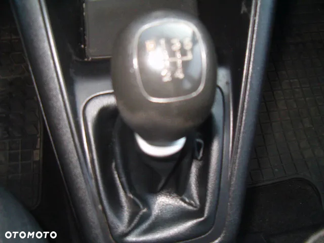 Kia Venga - 20