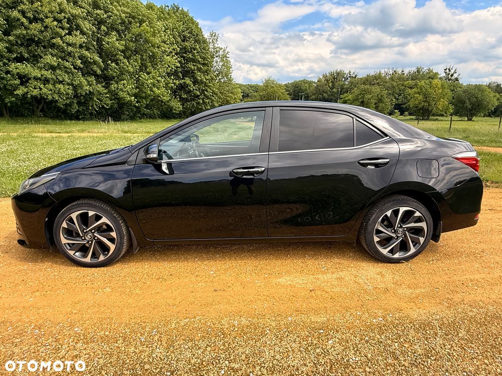 Toyota Corolla 1.6 50th Anniversary MS - 6