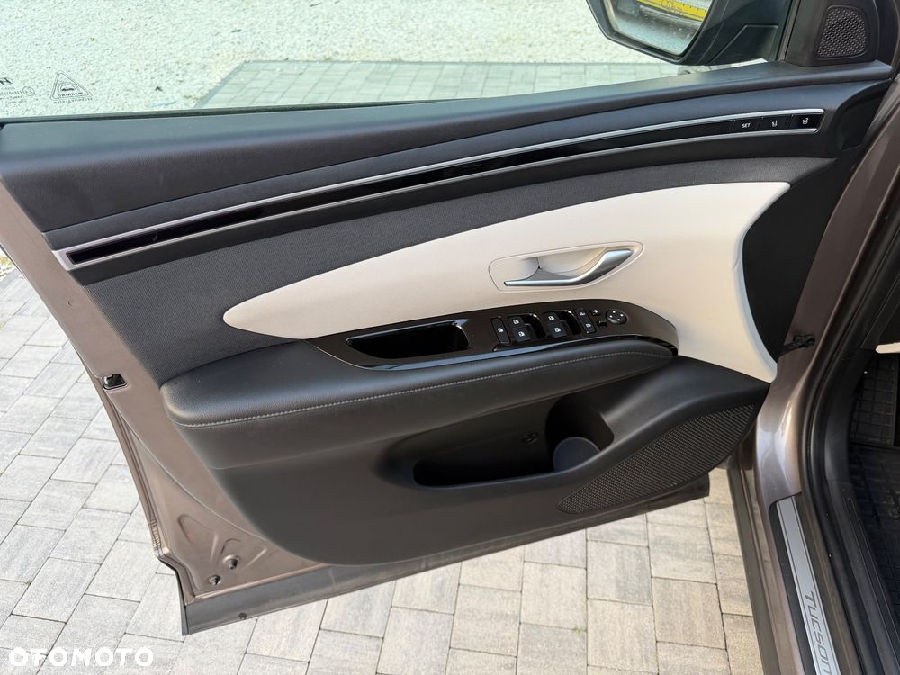 Hyundai Tucson 1.6 T-GDi HEV Platinum 4WD - 12