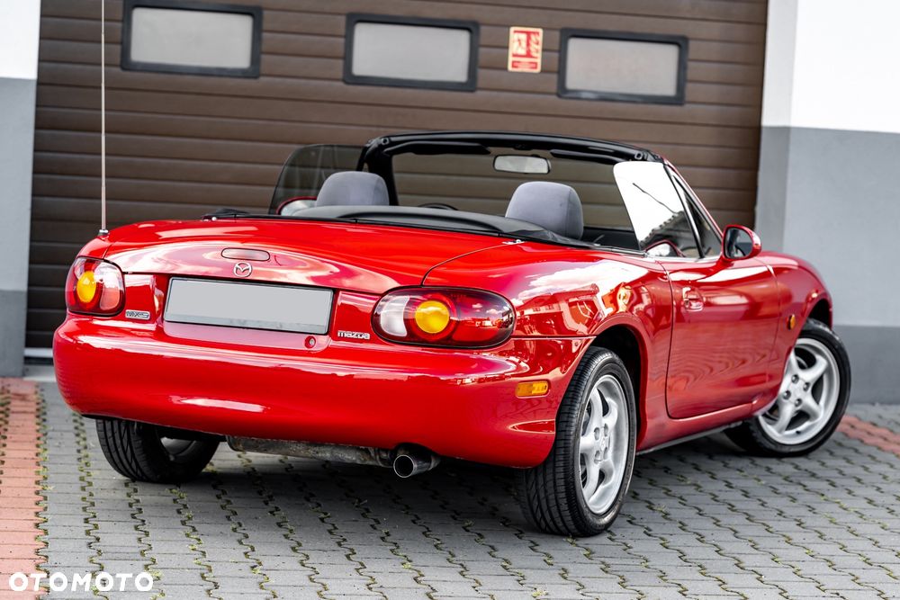 Mazda MX-5 1.6i 16V - 11