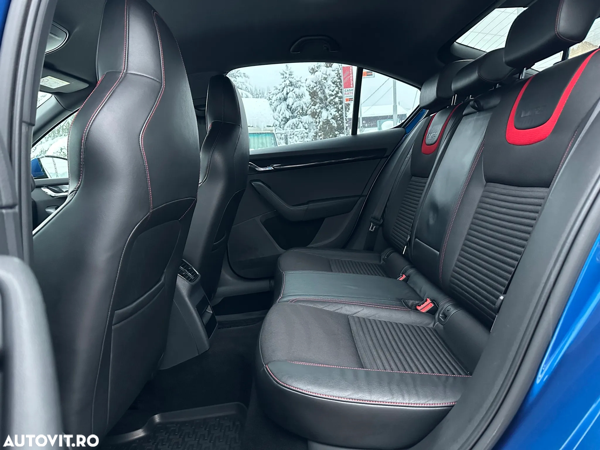 Skoda Octavia 2.0 TDI DSG RS - 20