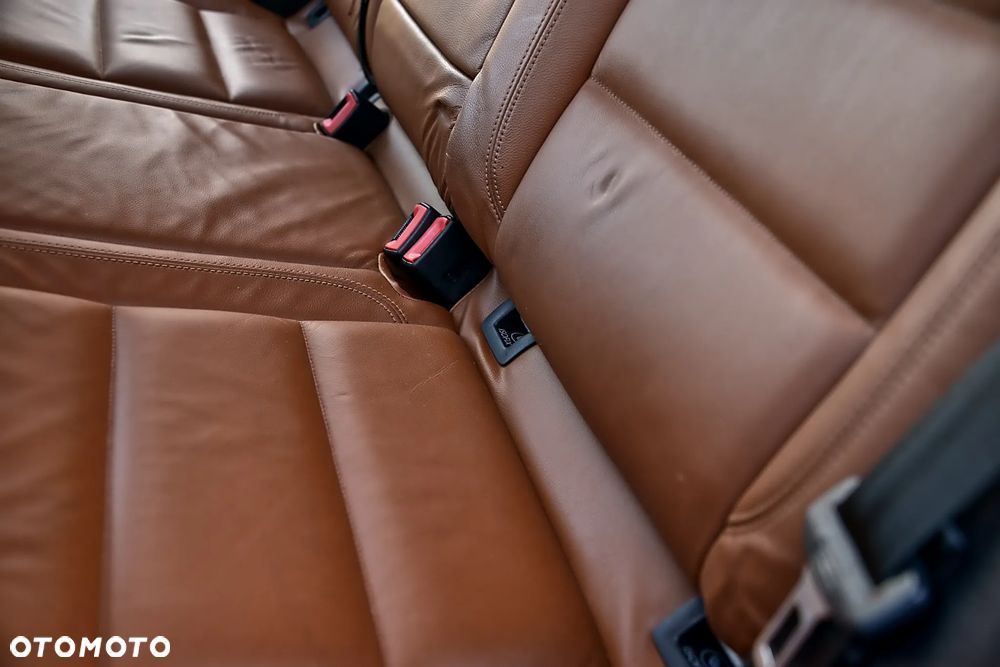 Volkswagen Golf 1.4 TSI Highline - 25