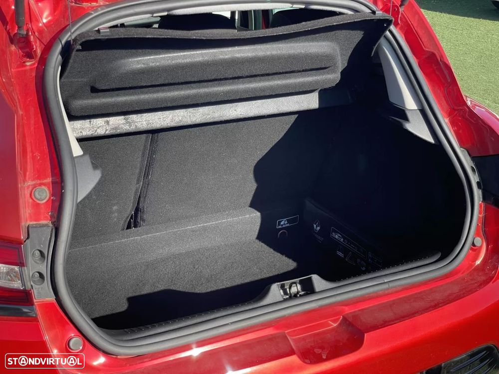 Renault Clio 1.5 dCi Limited EDition - 12