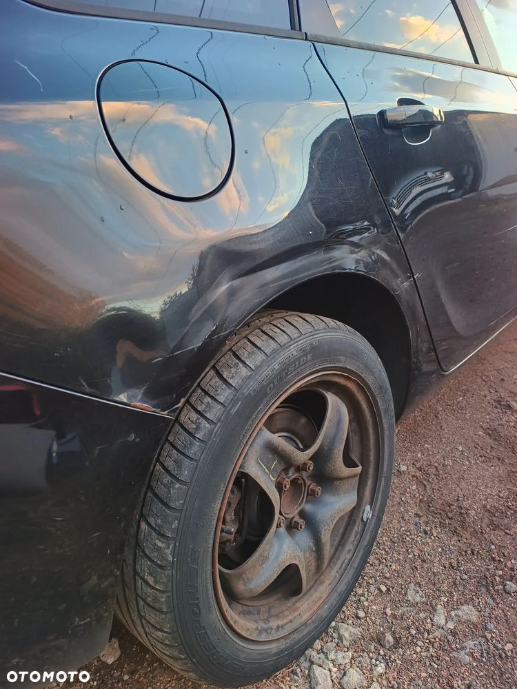 Opel Astra 2011