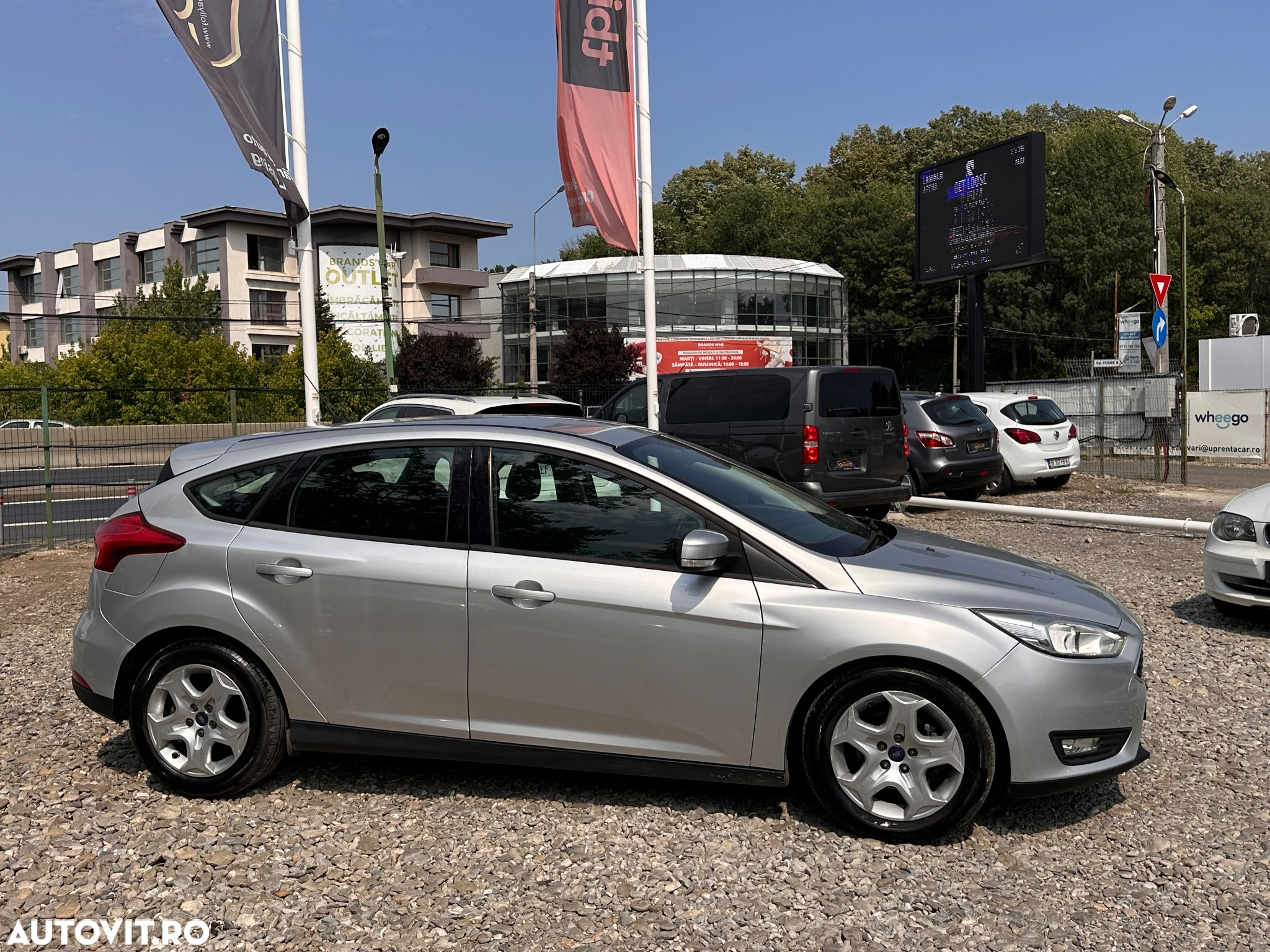 Ford Focus - 30