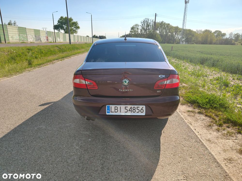 Skoda Superb 2.0 TDI Comfort - 5