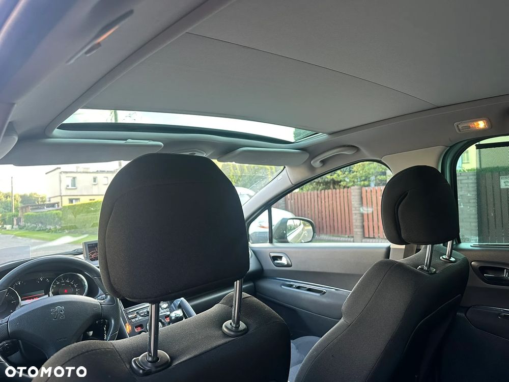 Peugeot 3008 1.6 HDi Premium - 19