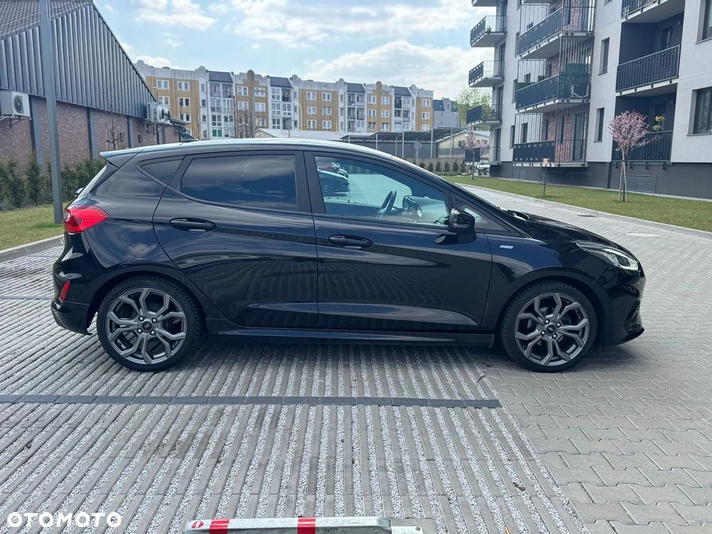 Ford Fiesta 1.0 EcoBoost S&S ST-LINE - 11