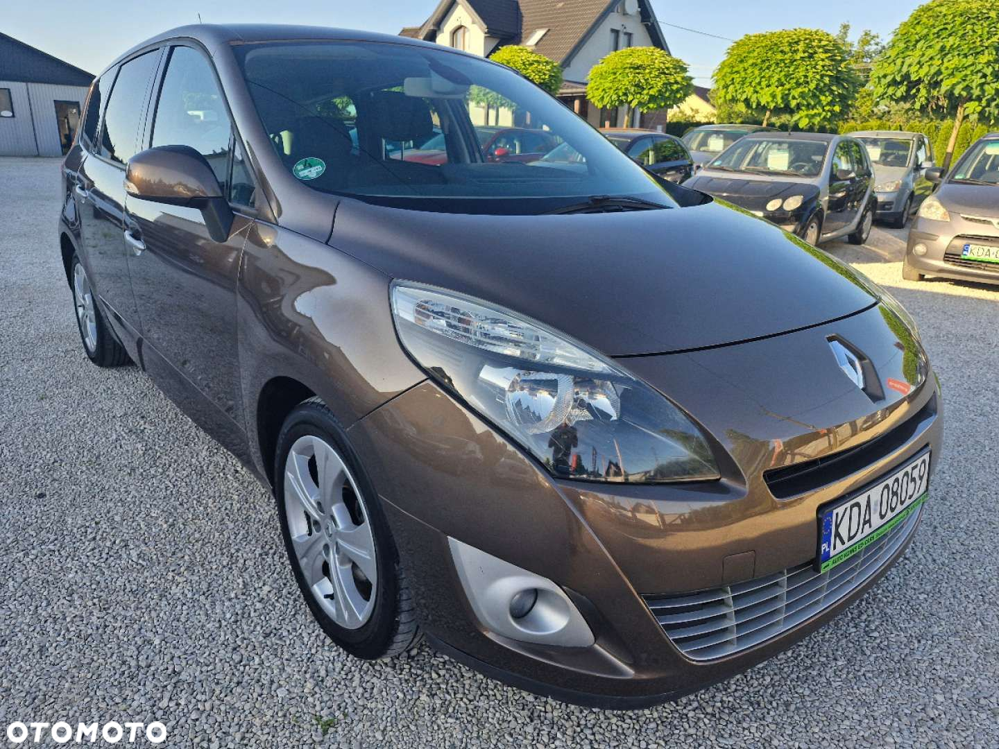 Renault Grand Scenic - 13