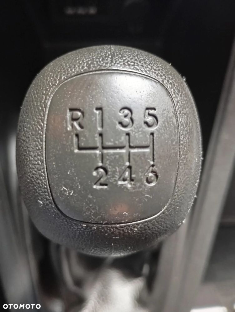 Hyundai ix20 1.6 Premium - 9