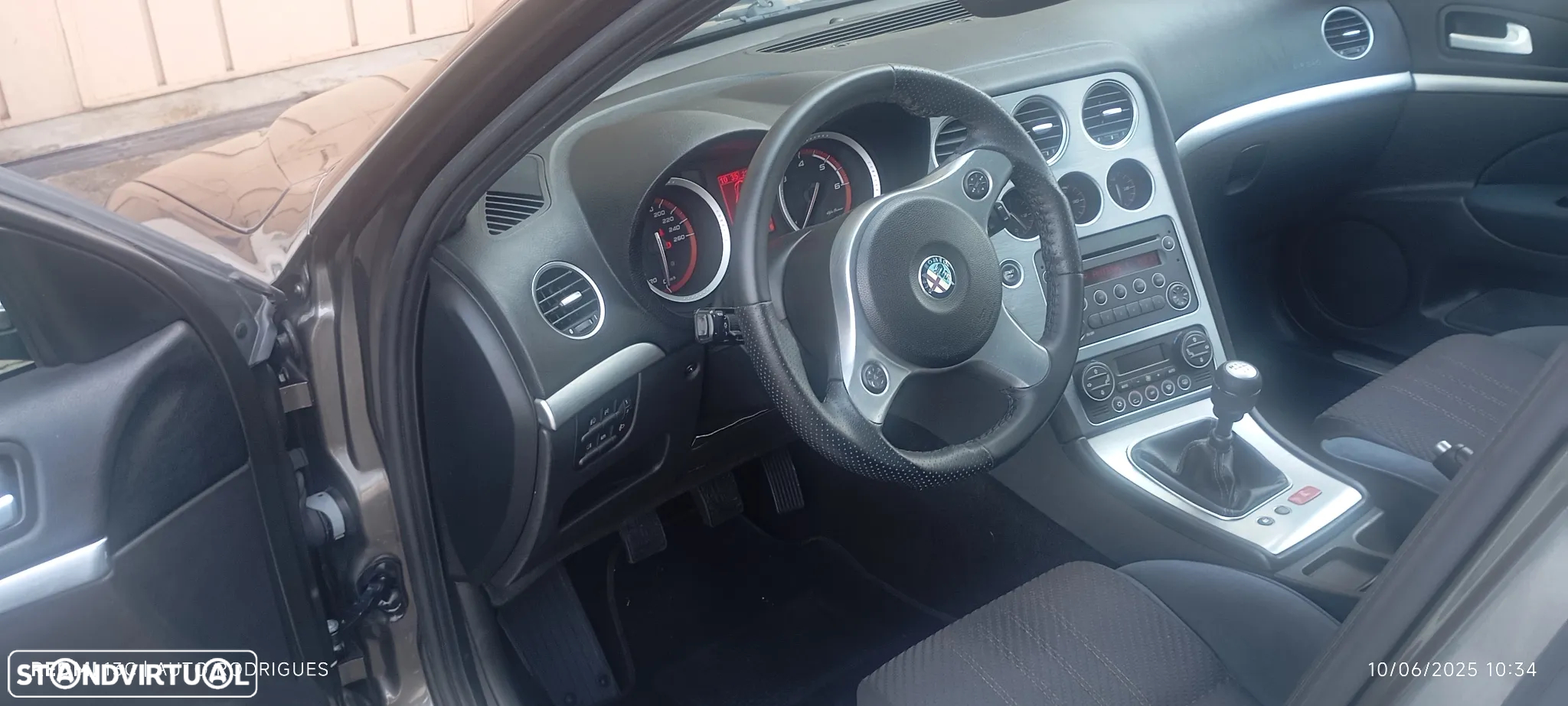Alfa Romeo 159 Sportwagon 1.9 JTDm 16V Elegante - 16