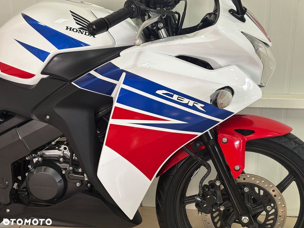 Honda CBR - 13