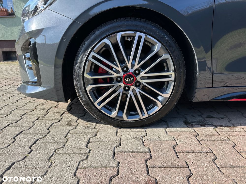 Kia ProCeed 1.6 T-GDI GT - 15