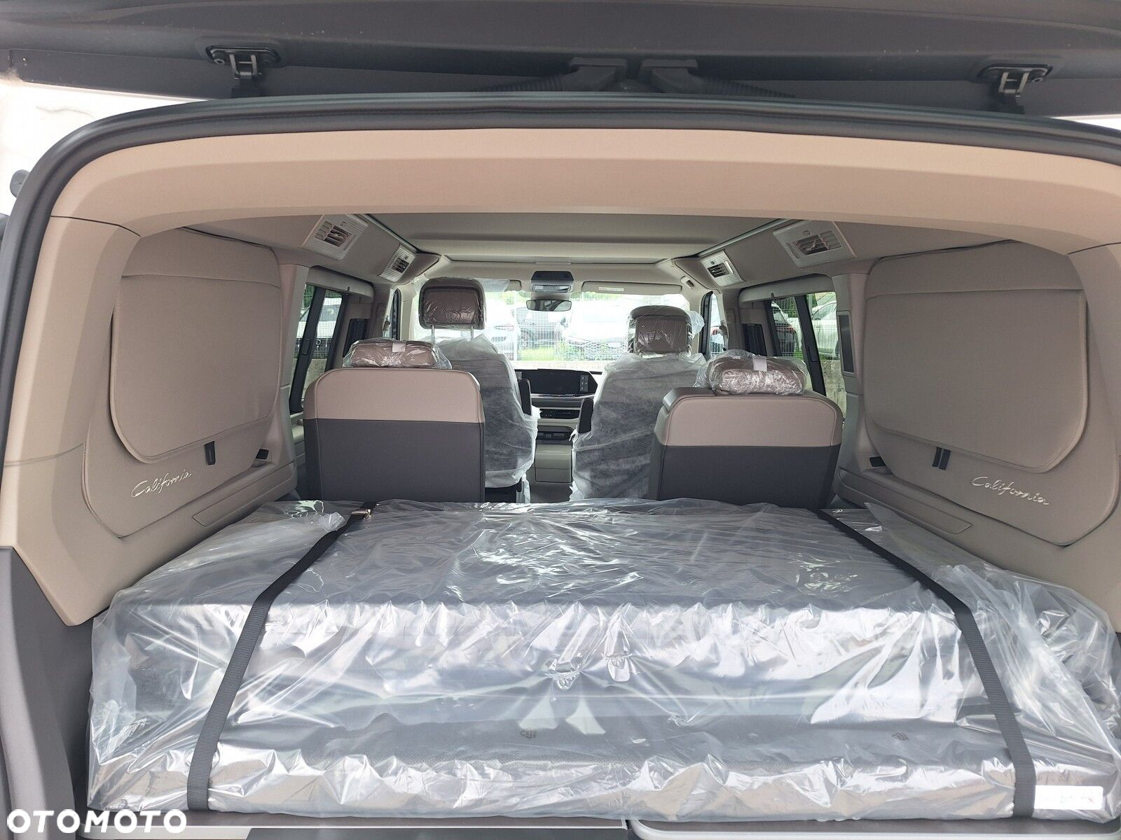 Volkswagen California - 24