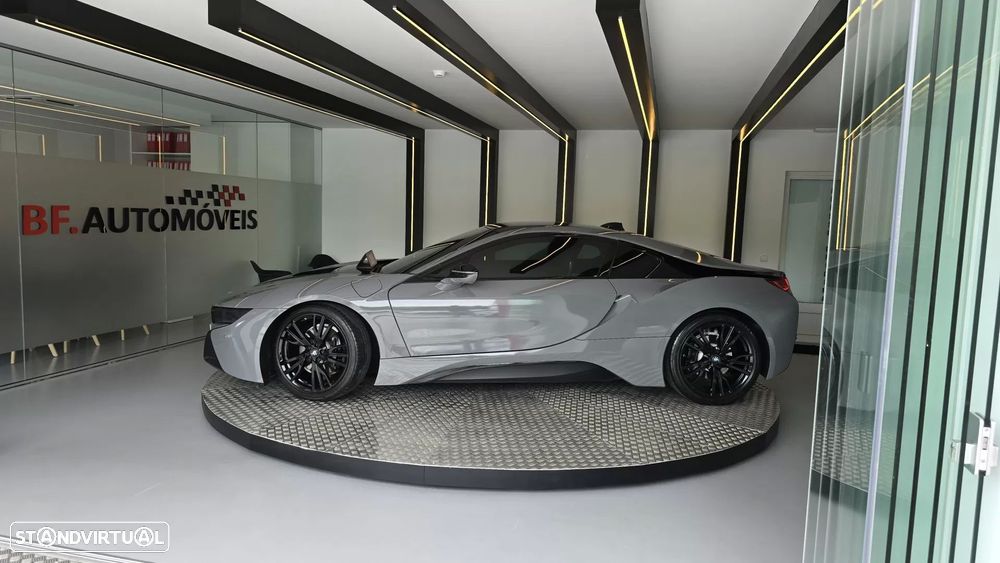 BMW i8 Standard - 16