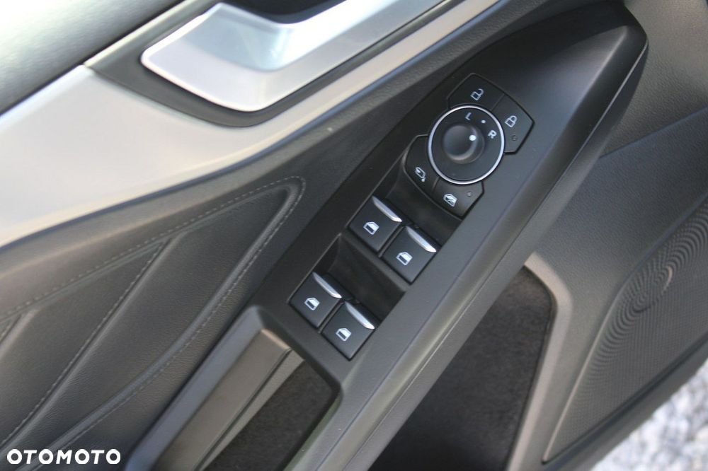 Ford Focus - 17