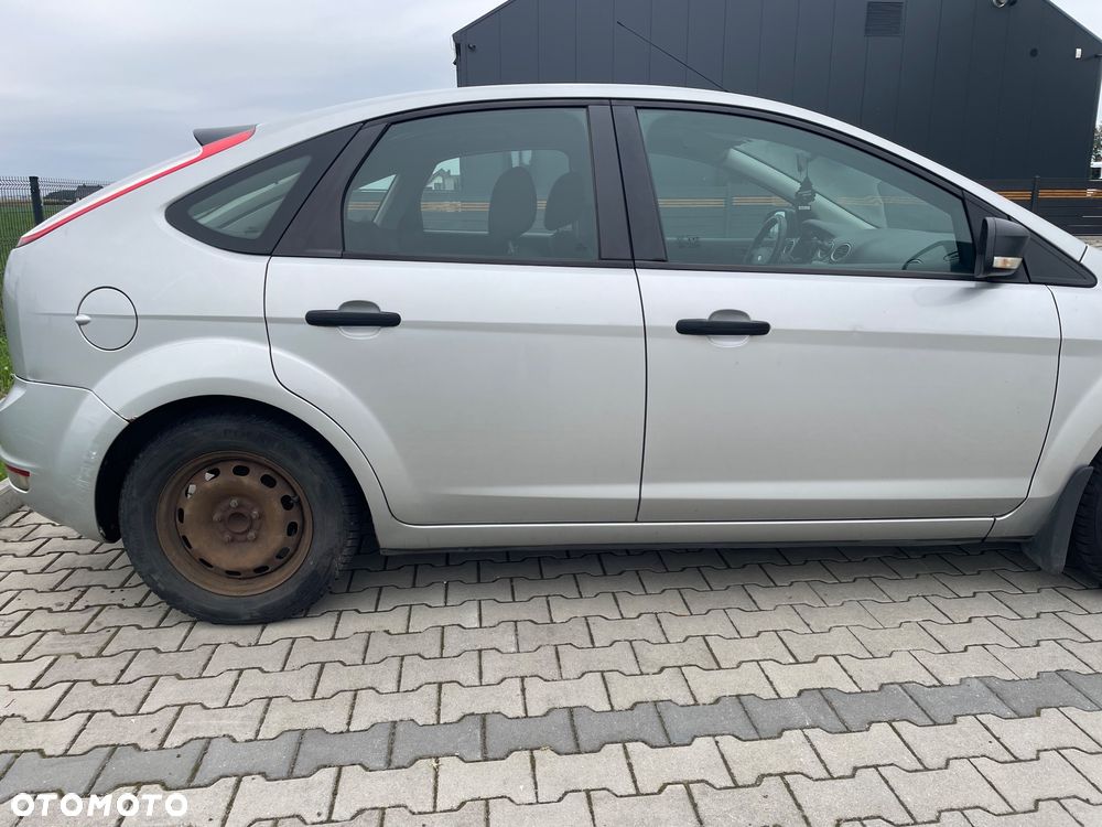 Ford Focus - 10