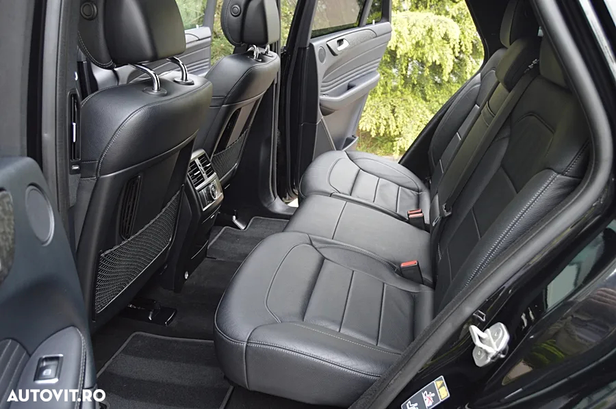 Mercedes-Benz GLE 350 d 4Matic 9G-TRONIC AMG Line - 29
