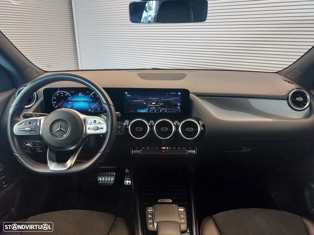 Mercedes-Benz GLA 180 d AMG Line - 19