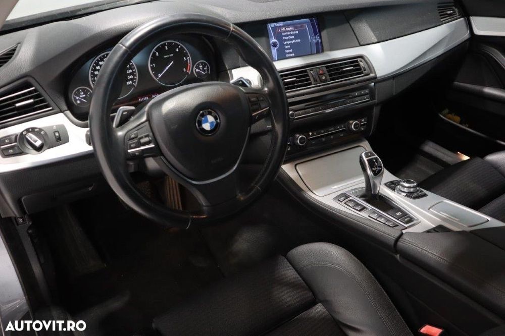 BMW Seria 5 530d xDrive - 4