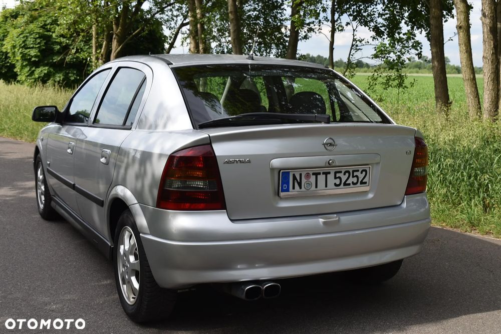 Opel Astra 1.6 Elegance - 5
