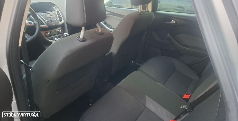 Ford Focus SW 1.6 TDCi ECOnetic 88g S&S Trend - 10