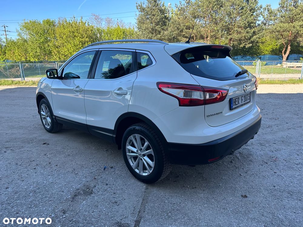 Nissan Qashqai 1.2 DIG-T Tekna EU6 - 13