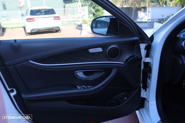 Mercedes-Benz E 300 - 11