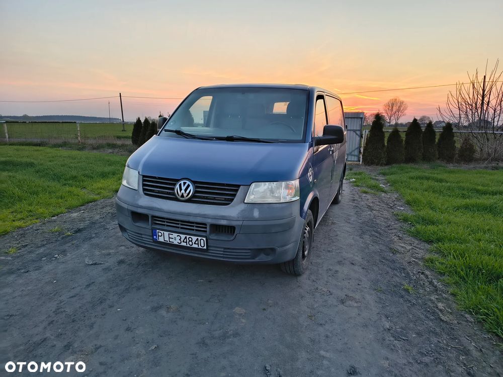 Volkswagen Transporter - 4