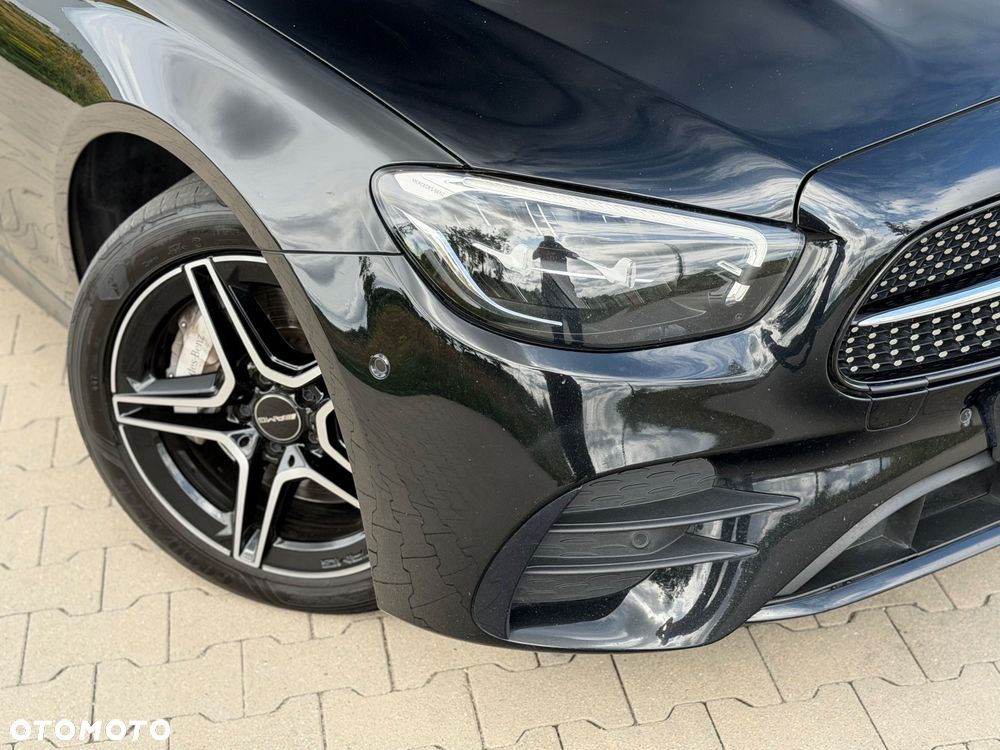 Mercedes-Benz Klasa E 300 de 4Matic 9G-TRONIC AMG Line - 4