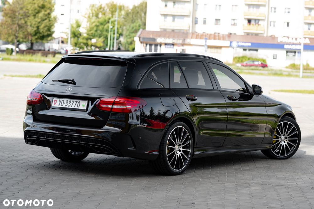 Mercedes-Benz Klasa C 450 AMG 4Matic 7G-TRONIC - 16
