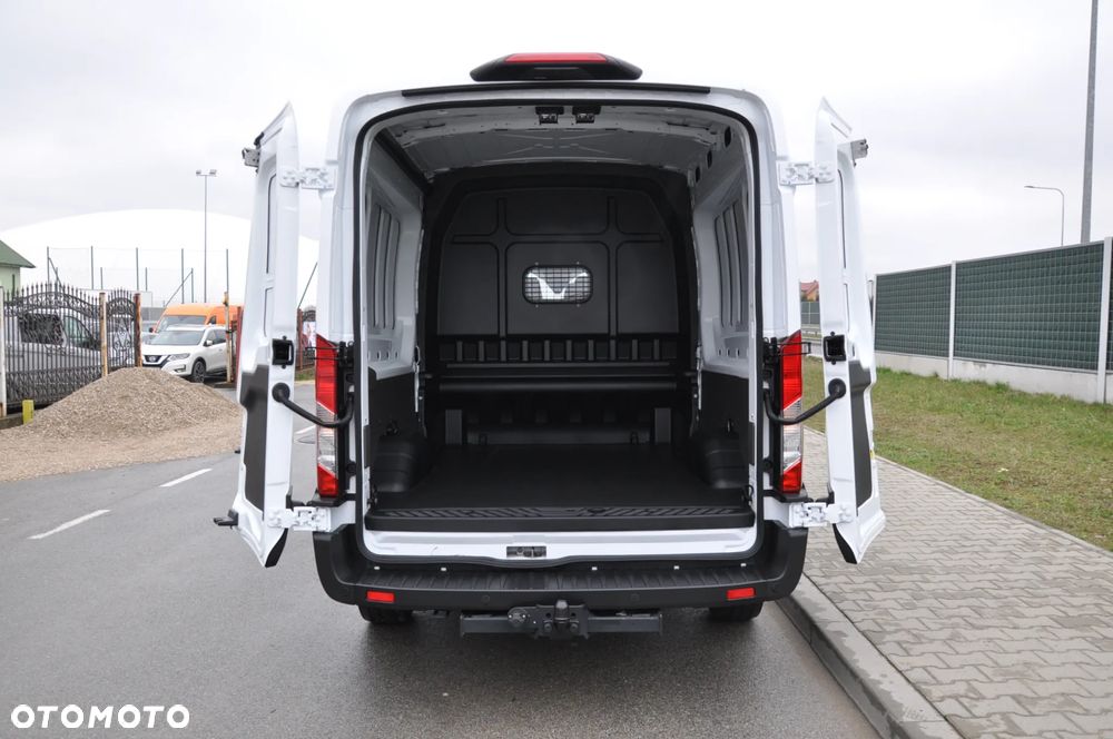 Ford TRANSIT L3H2 DCiV RWD TREND 7os BRYGADOWY FABRYCZNIE NOWY DOSTĘPNY OD RĘKI NA GWARANCJI - 13