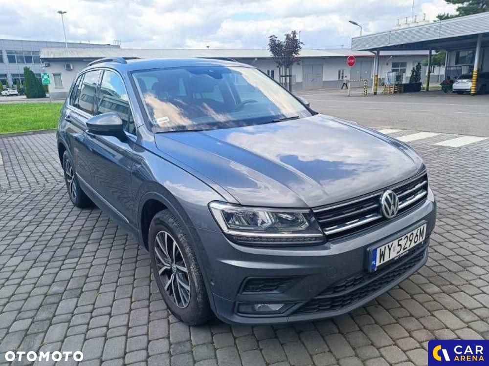 Volkswagen Tiguan - 1