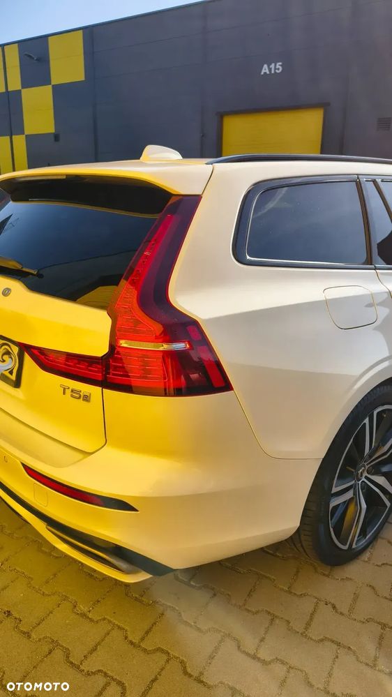 Volvo V60 B5 B AWD R-Design - 7