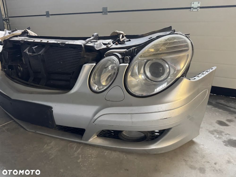 PRZÓD KOMPLETNY ZDERZAK PAS REFLEKTOR MERCEDES W211 LIFT FL - 4