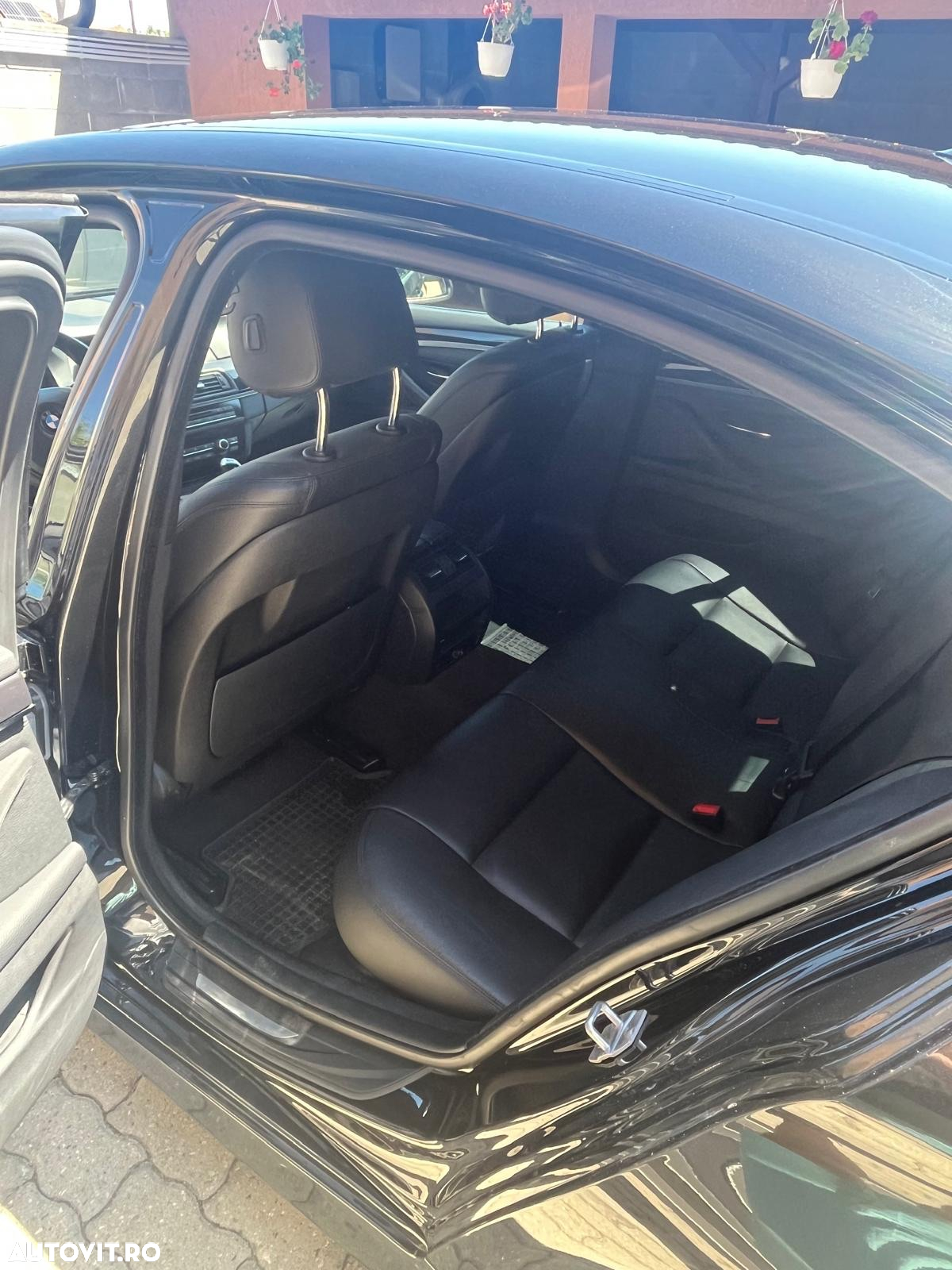 BMW Seria 5 520d AT - 7