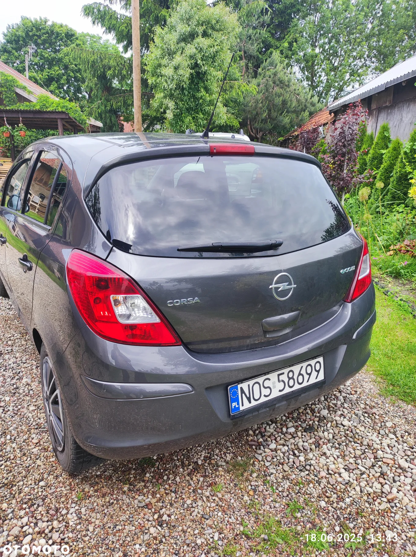 Opel Corsa 1.2 16V Cosmo EasyTronic - 4