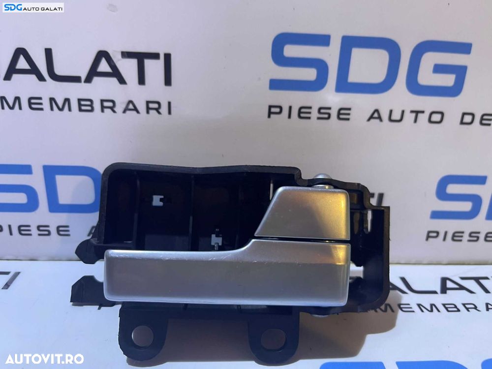 Clapeta Maner Interior Deschidere Usa Portiera Dreapta Spate Ford Focus 2 2004 - 2010 Cod 8M51-R22600-AA 8M51R22600AA - 2