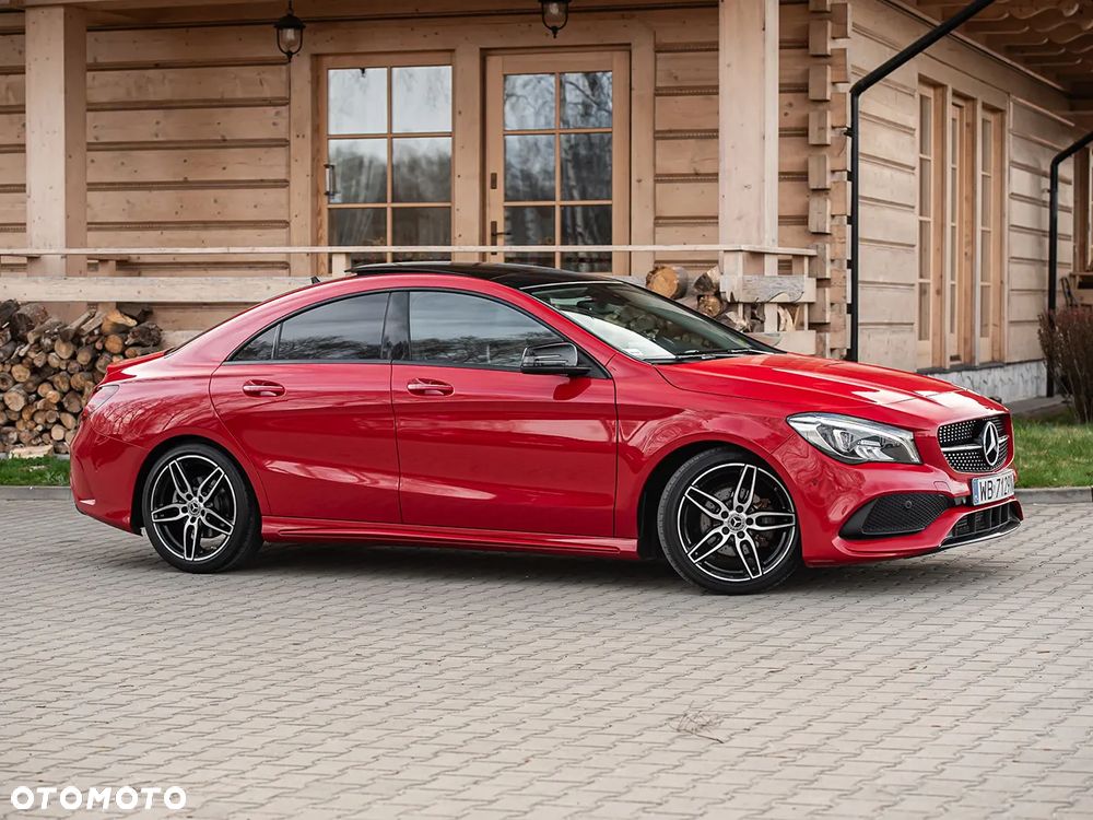 Mercedes-Benz CLA 200 7G-DCT AMG Line - 3