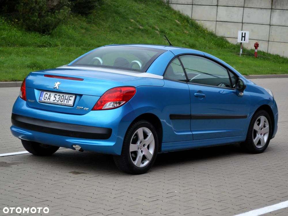 Peugeot 207 CC 1.6 Intense - 4