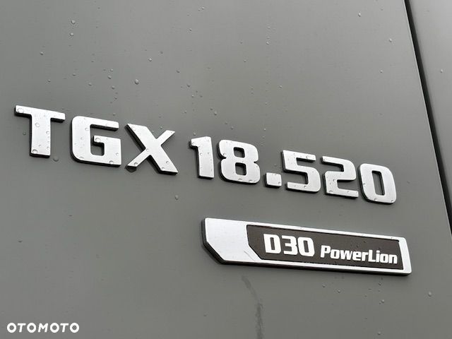 MAN TGX 18.520 BL SA - 11