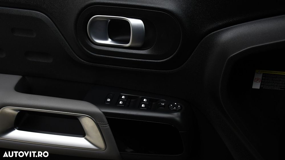 Citroën C5 Aircross 1.6 PHeV FWD 225 EAT8 Shine - 26