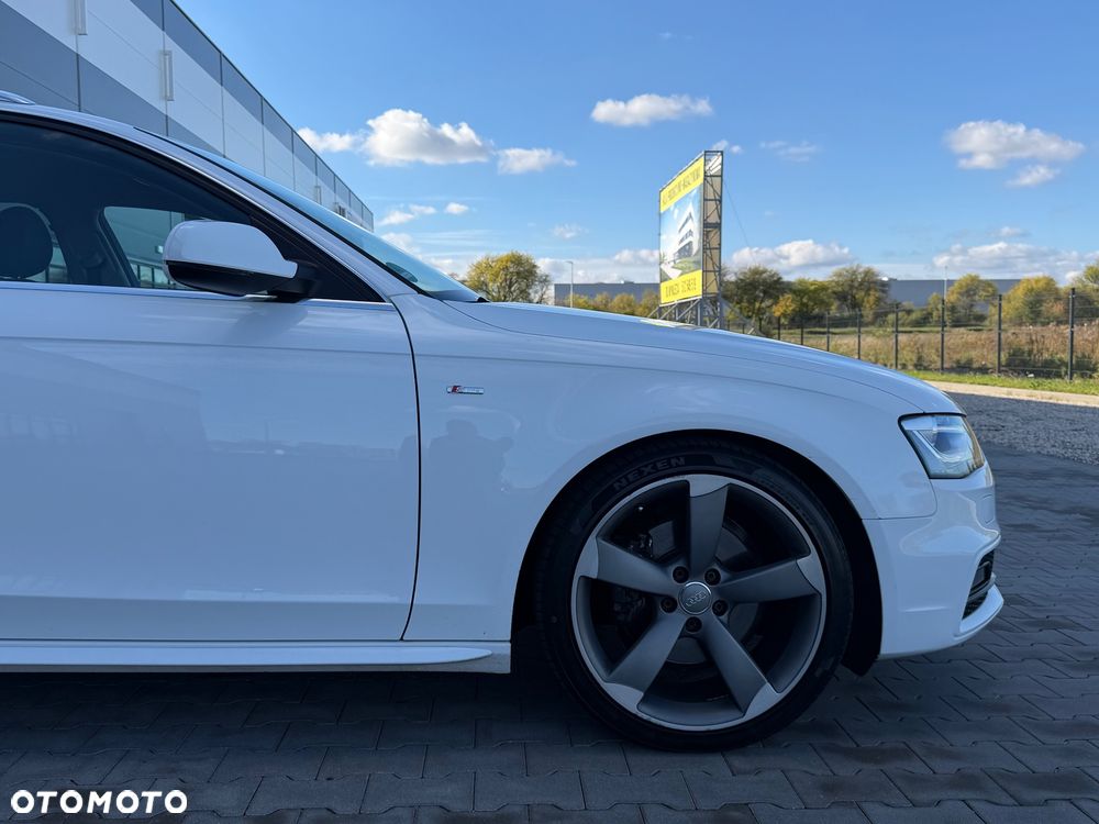 Audi A4 Avant - 13