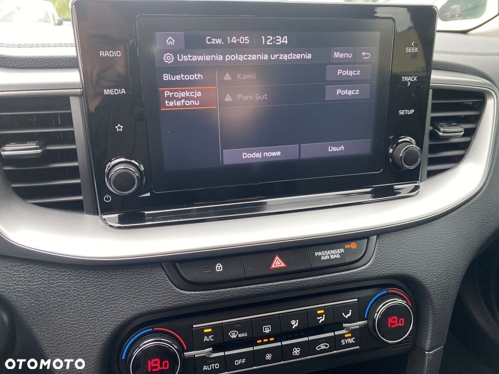 Kia XCeed - 26