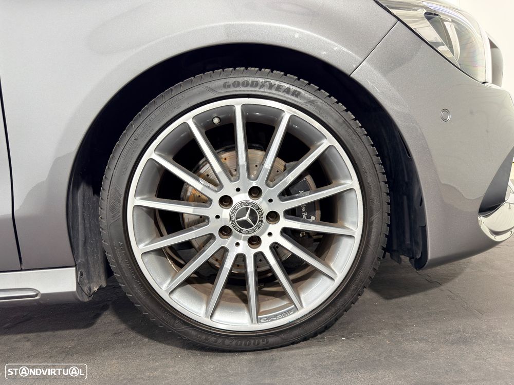 Mercedes-Benz CLA 180 d AMG Line - 37