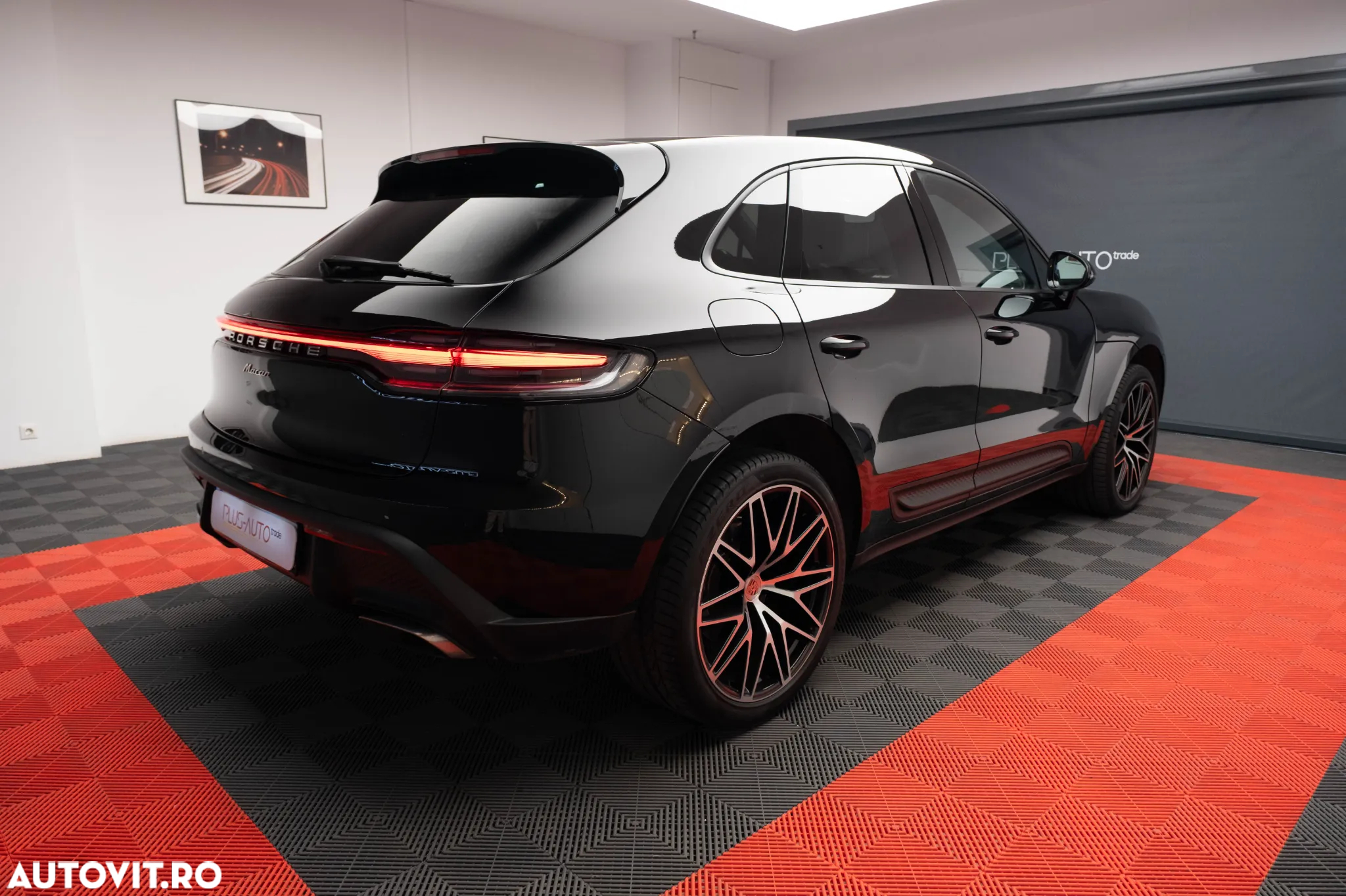 Porsche Macan T - 5