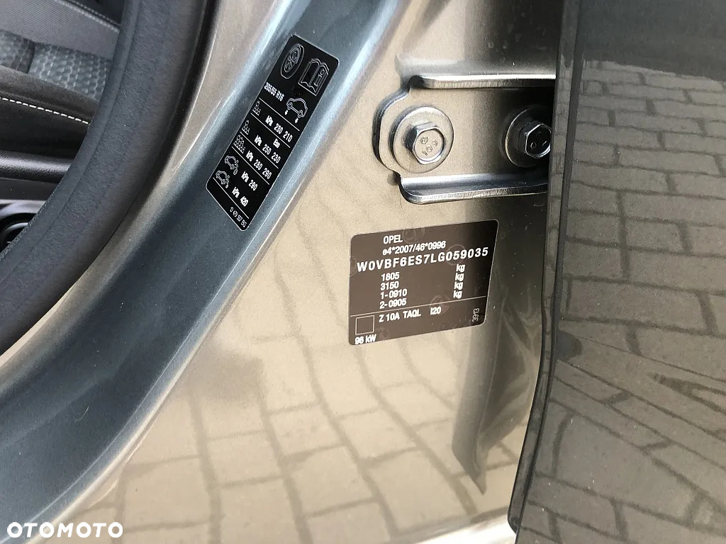 Opel Astra V 1.2 T GS Line S&S - 30