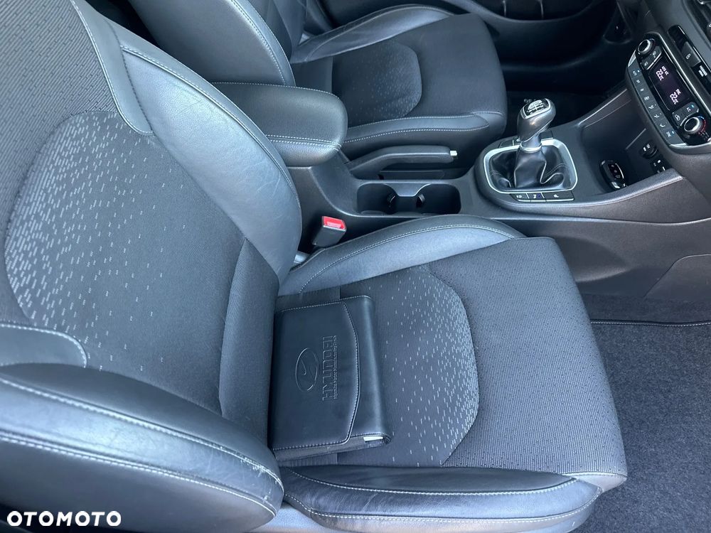 Hyundai i30 - 22