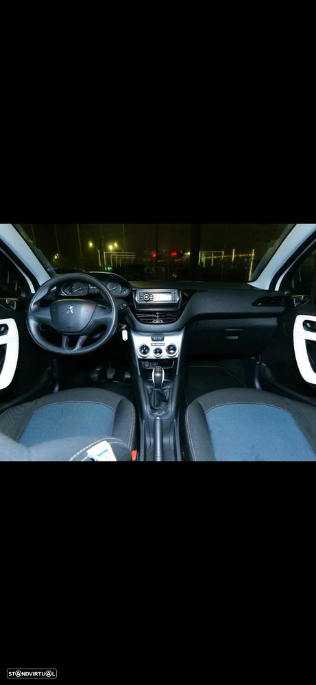 Peugeot 208 PureTech 82 Start & Stop Style - 12